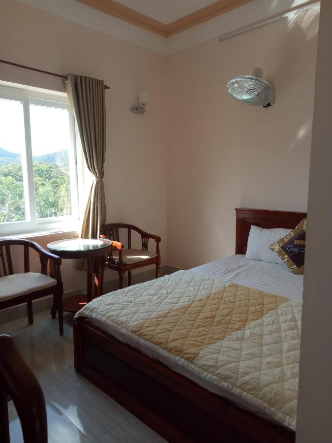 Trung Hau Hotel Côn Đảo Ngoại thất bức ảnh
