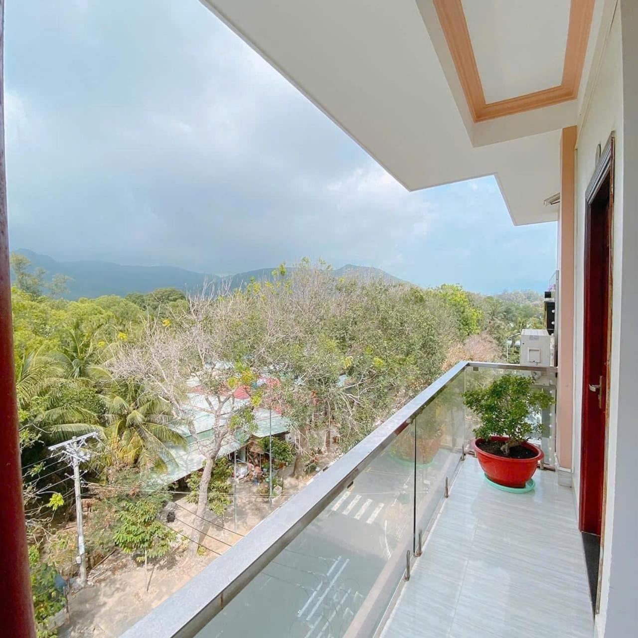 Trung Hau Hotel Côn Đảo Ngoại thất bức ảnh